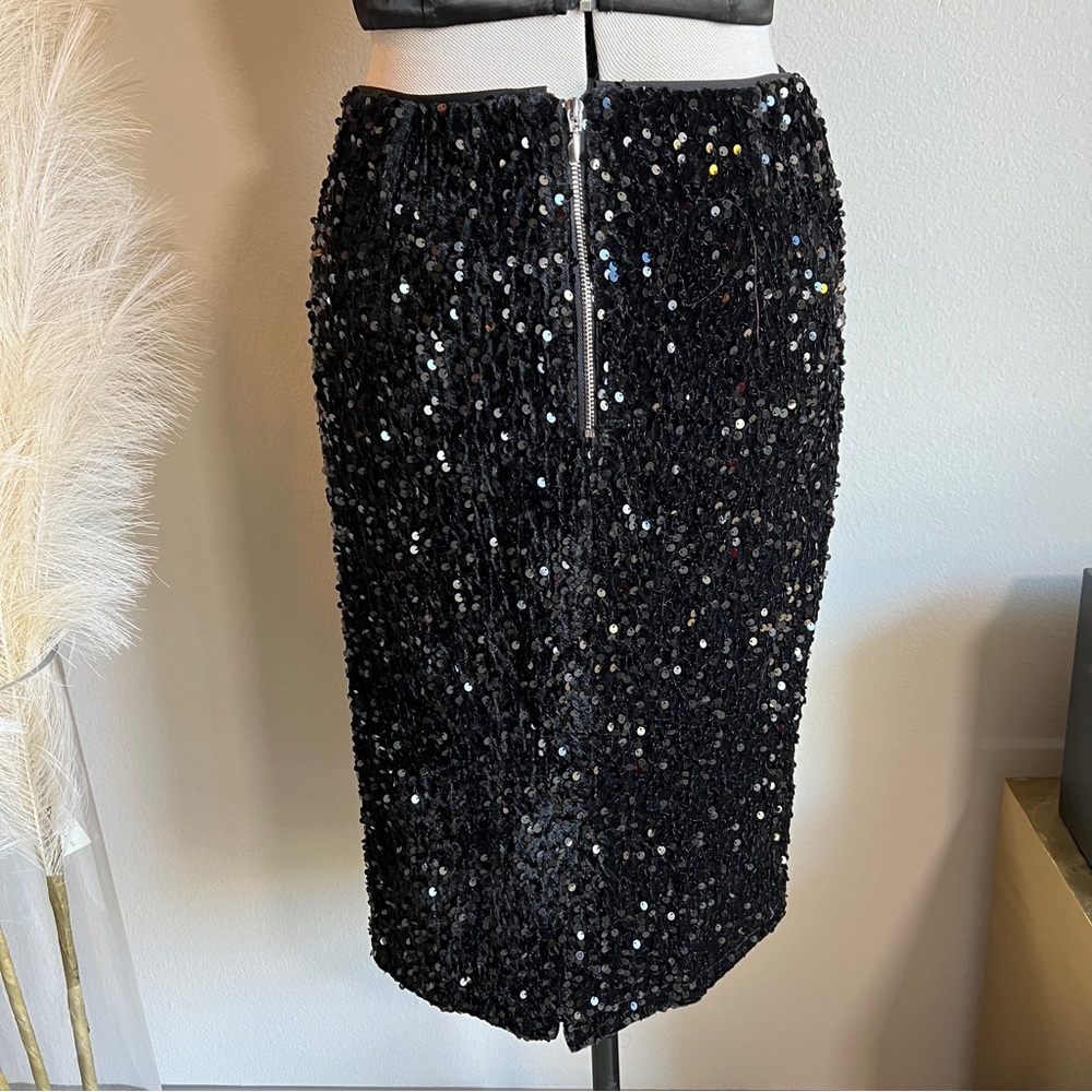 Black Sequin Knee Length Pencil Skirt - Picture 4 of 13